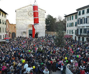 Arriva la Befana in Piazza San Francesco