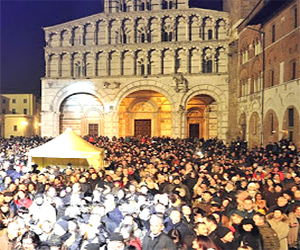 Lucca: dalle ore 22 del 31 si festeggia<br>in TV la “Festa di Capodanno in Piazza“
